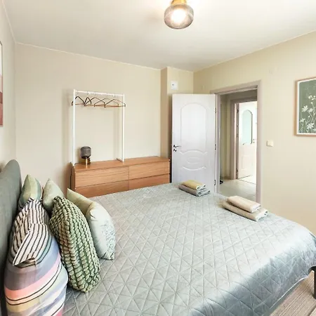 アパート Marina's Flat